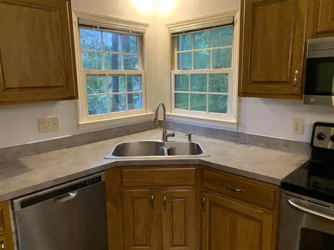 3 Indian Head Ct, Durham, NC 27703 photo 9
