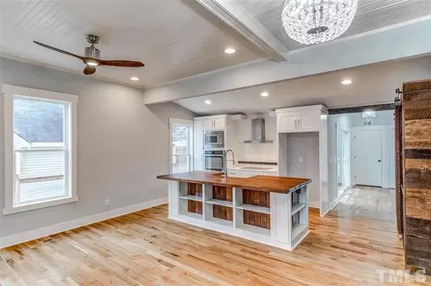 710 Eva St, Durham, NC 27701 photo 2
