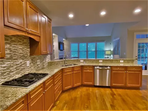 213 Vanderbilt Ct, Durham, NC 27705 photo 11