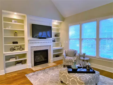 213 Vanderbilt Ct, Durham, NC 27705 photo 6