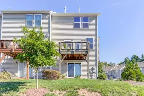 22 Prairie View Ct, Durham, NC 27703 photo 6