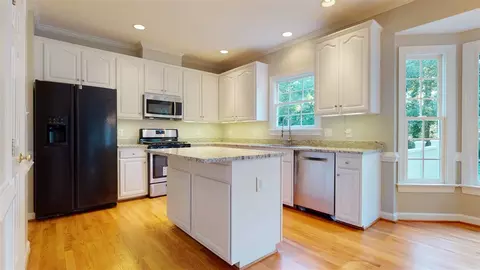 104 Pine Stroll Dr, Cary, NC 27519 photo 11