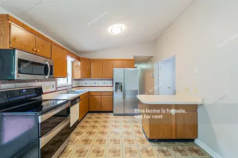 202 Hickory Glen Ln, Durham, NC 27703 photo 4