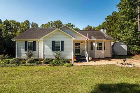 105 Buck Pl, Willow Spring, NC 27592 photo 1