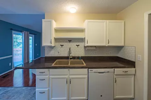 105 Buck Pl, Willow Spring, NC 27592 photo 8