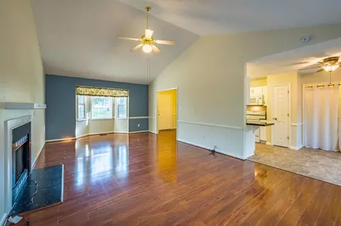 105 Buck Pl, Willow Spring, NC 27592 photo 4