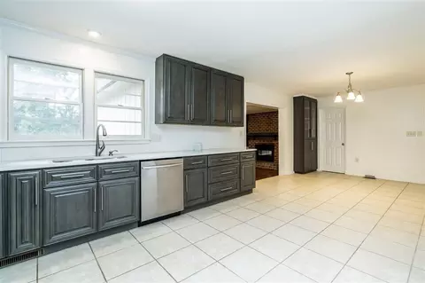 3901 Wester Rd, Raleigh, NC 27604 photo 6