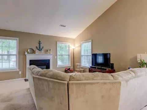 1102 Mallory Ln, Durham, NC 27713 photo 8
