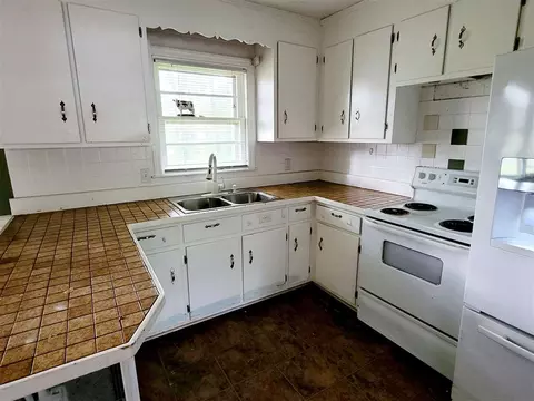 1514 Tyonek Dr, Durham, NC 27703 photo 10