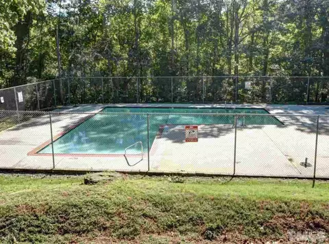 5744 Poolside Dr, Raleigh, NC 27612 photo 6