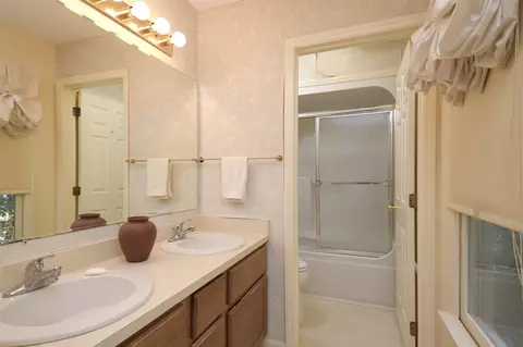 103 Marbury Ct #2A, Cary, NC 27513 photo 15