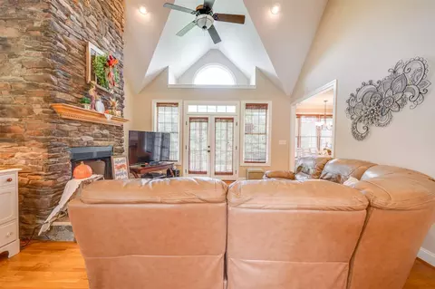2007 Page Rd, Durham, NC 27703 photo 9