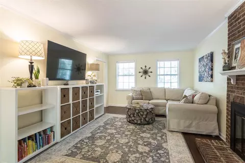 105 Beloit Ct, Cary, NC 27511 photo 9
