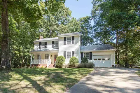 105 Beloit Ct, Cary, NC 27511 photo 3