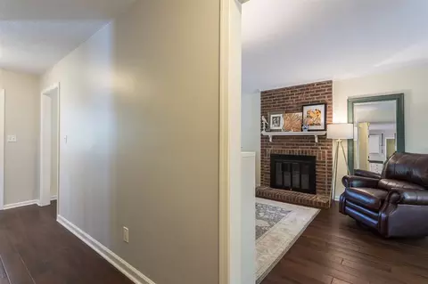 105 Beloit Ct, Cary, NC 27511 photo 12