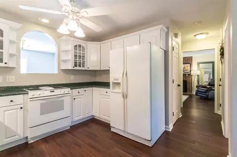 105 Beloit Ct, Cary, NC 27511 photo 16