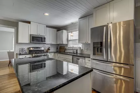 416 Clarion Dr, Durham, NC 27705 photo 9