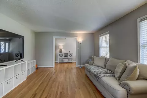 416 Clarion Dr, Durham, NC 27705 photo 3