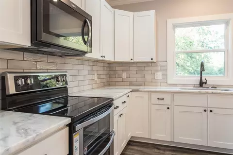 405 N Maple St, Durham, NC 27703 photo 12