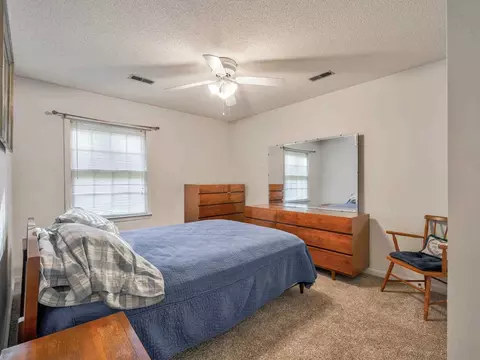 5017 Lansdowne Dr, Durham, NC 27712 photo 19