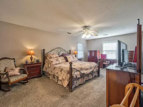 5017 Lansdowne Dr, Durham, NC 27712 photo 14