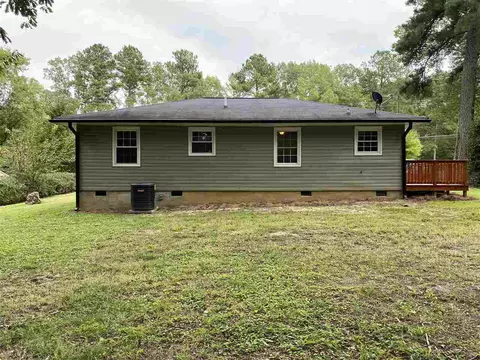 2713 Davie Dr, Durham, NC 27704 photo 3