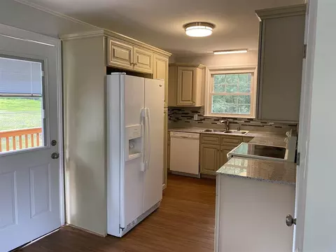 2713 Davie Dr, Durham, NC 27704 photo 7