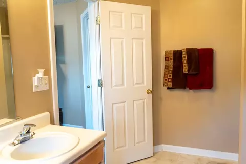 1 Epping Ct, Durham, NC 27703 photo 16