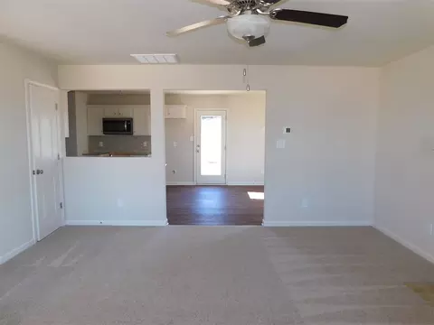 13 Marshfield Dr, Benson, NC 27504 photo 6
