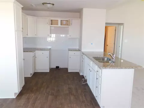 29 Marshfield Dr, Benson, NC 27504 photo 6