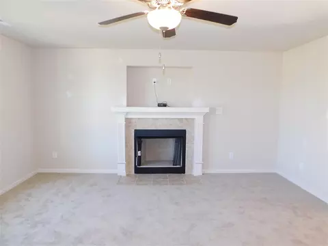 45 Marshfield Dr, Benson, NC 27504 photo 4