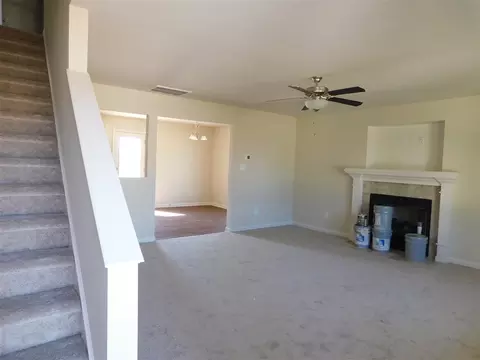 56 Marshfield Dr, Benson, NC 27504 photo 3