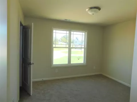 56 Marshfield Dr, Benson, NC 27504 photo 18