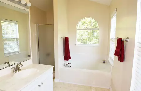 4633 Timberhurst Dr, Raleigh, NC 27612 photo 29