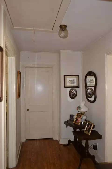 700 E Hill St, Benson, NC 27504 photo 11