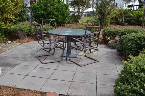 700 E Hill St, Benson, NC 27504 photo 6