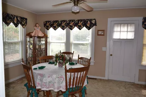 700 E Hill St, Benson, NC 27504 photo 22