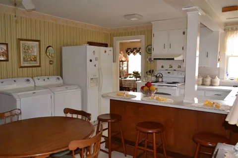 700 E Hill St, Benson, NC 27504 photo 20