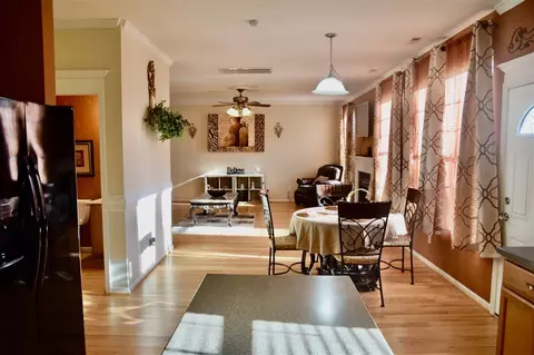 504 Poplar St, Durham, NC 27703 photo 9