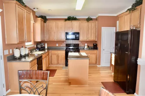 504 Poplar St, Durham, NC 27703 photo 7