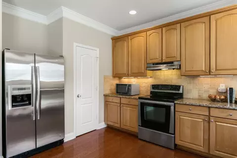 712 Ashburn Ln, Durham, NC 27703 photo 9