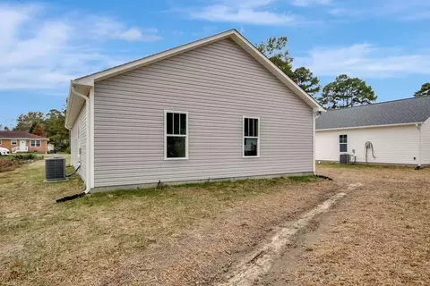 302 Stancil St, Smithfield, NC 27577 photo 13