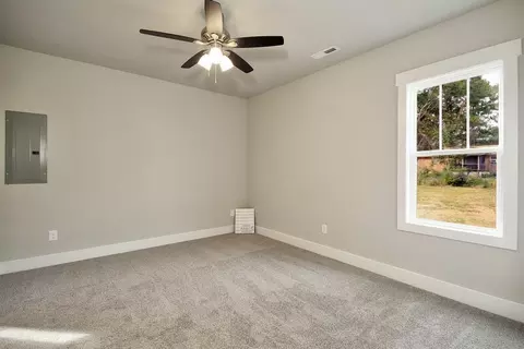302 Stancil St, Smithfield, NC 27577 photo 10