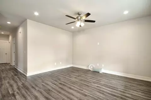 302 Stancil St, Smithfield, NC 27577 photo 4