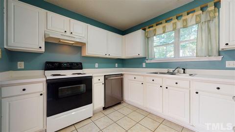 111 Briarhaven Dr, Durham, NC 27703 photo 10