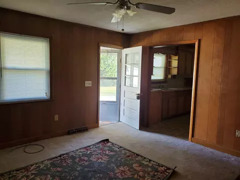 1203 N Wall St, Benson, NC 27504 photo 10