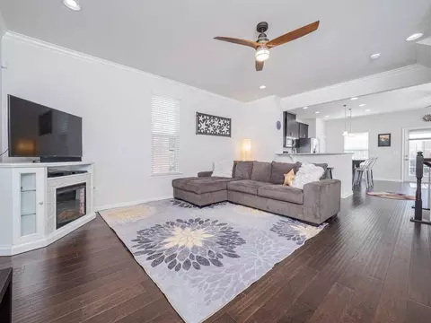 222 Brier Summit Pl, Durham, NC 27703 photo 4
