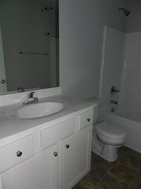 18 Marshfield Dr, Benson, NC 27504 photo 7