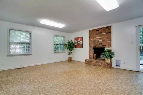 2904 Herring Blvd, Durham, NC 27704 photo 10