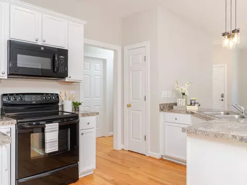 1016 Winter Bloom Ct, Wake Forest, NC 27587 photo 8
